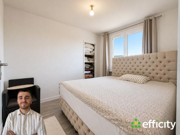 Appartement
         4 pièces
        - 66 m² 59 000 € *