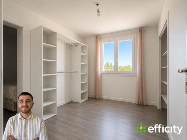 Appartement
         4 pièces
        - 66 m² 59 000 € *