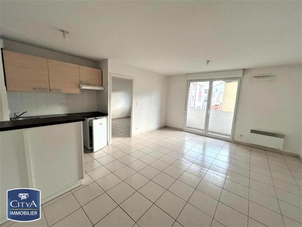 Appartement à louer 2 pièces 42.45m² Clermont-Ferrand (63000)