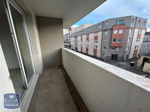Appartement à louer 2 pièces 42.45m² Clermont-Ferrand (63000)