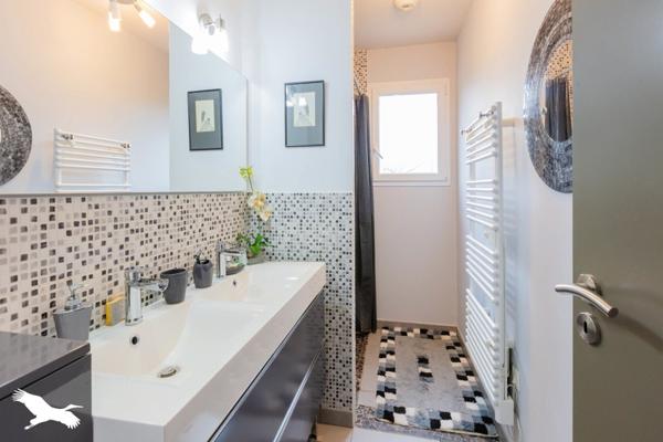 Maison à vendre |  L'Isle-Jourdain |  4 pièces | 100 m²