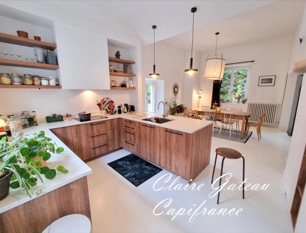 Maison à vendre 6 pièces TRESSERVE (73) Charme et volumes au coeurs du village