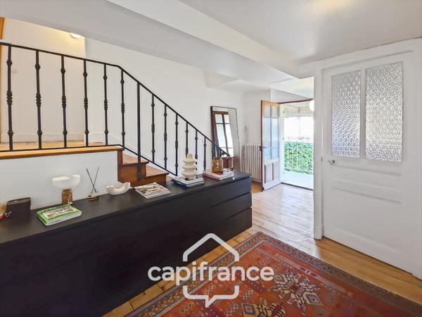 Maison à vendre 6 pièces TRESSERVE (73) Charme et volumes au coeurs du village