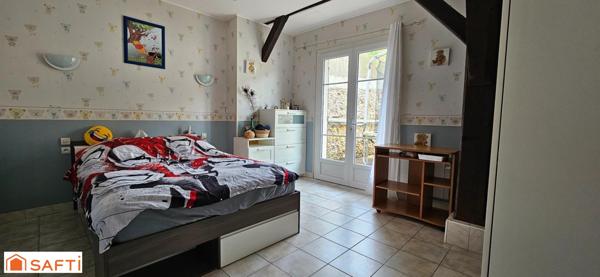 A  20 mn de Château-Thierry et proche de Dormans.