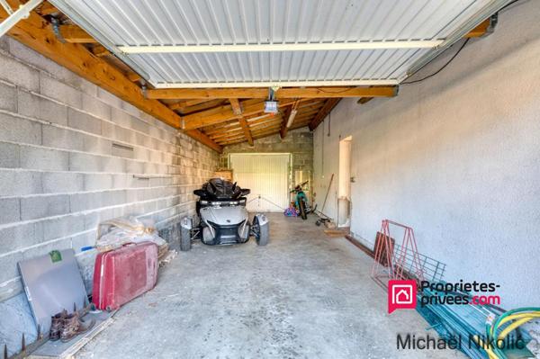 Belle Maison familiale avec dépendances Oraison centre ville