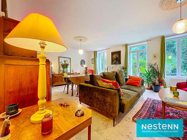 MAISON DE VILLE 4 CHAMBRES AVEC JARDIN CLOS DE MURS ET GARAGE