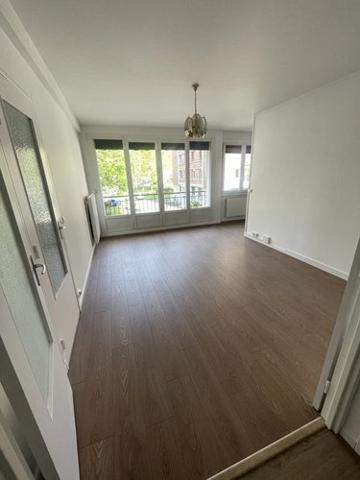 Appartement à louer à Amiens dans la Somme (80000), ref : 80011-L1130 Croix Rompue Québec