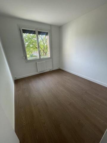 Appartement à louer à Amiens dans la Somme (80000), ref : 80011-L1130 Croix Rompue Québec