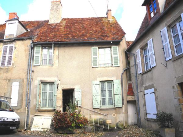 Maison à vendre à Saint-Benoît-du-Sault (36170) - Indre