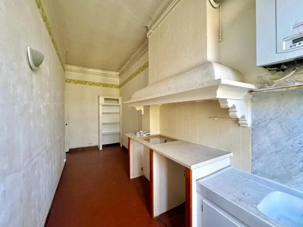 Maison de ville Haussmanienne de 470 m² avec jardin, cave et garage. - 83300 Draguignan - Réf 86351701