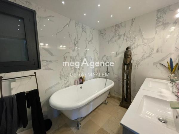 Maison à COGOLIN, 83310 - 5 pièces 100m²