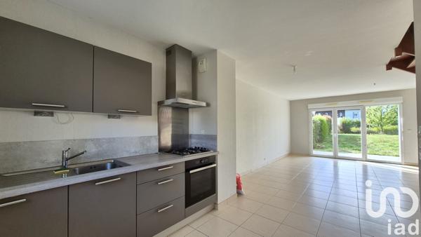 Location maison 5 pièces 93 m² Plescop