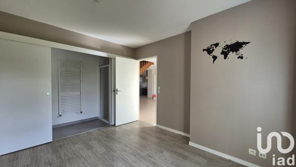 Location maison 5 pièces 93 m² Plescop