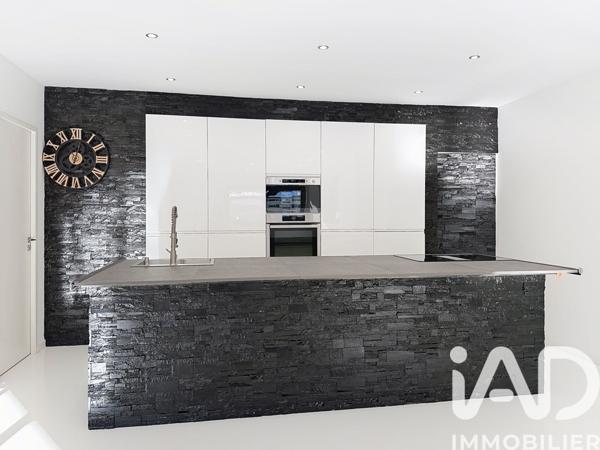 Maison à vendre 7 pièces 186 m² Bois-d'Amont