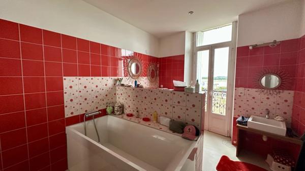 À VENDRE – BARBEZIEUX-SAINT-HILAIRE (16) – Propriété de caractère - cœur de ville