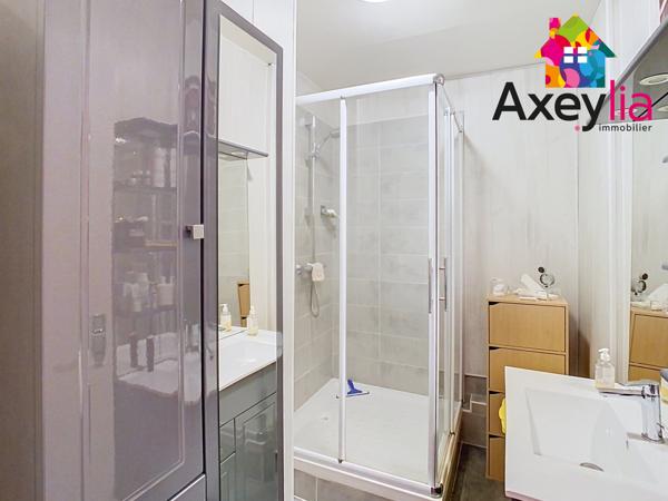 A VENDRE- ROANNE BORDS DE LOIRE-APPARTEMENT T3 AVEC GARAGE