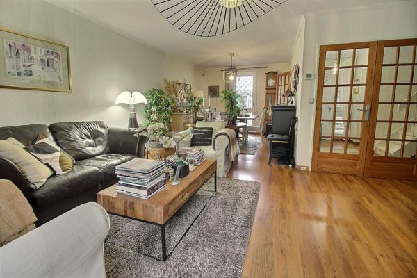 Belle maison 6 pièces 121.61 m2 THIAIS