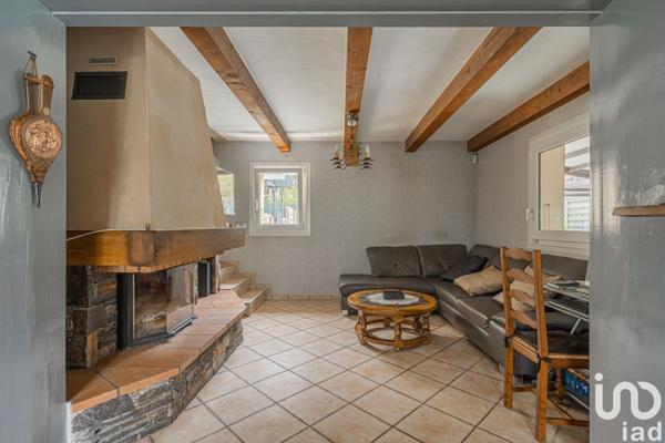 Maison 5 pièces de 139 m² à Sallanches (74700)