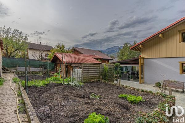 Maison 5 pièces de 139 m² à Sallanches (74700)