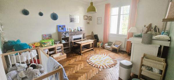 Gare à pieds- Superbe maison Bourgeoise