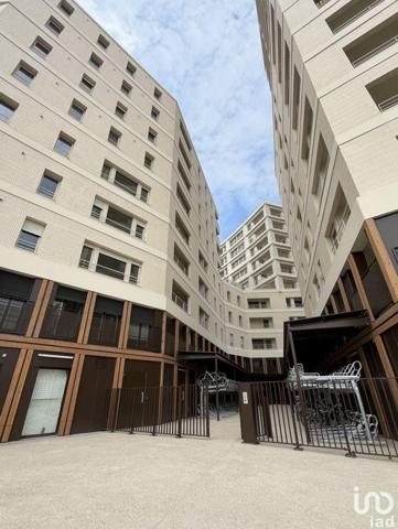 Location appartement 3 pièces 64 m² Bordeaux