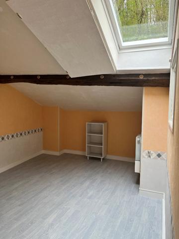 Maison située à CURZAY SUR VONNE proche LUSIGNAN et VIVONNE