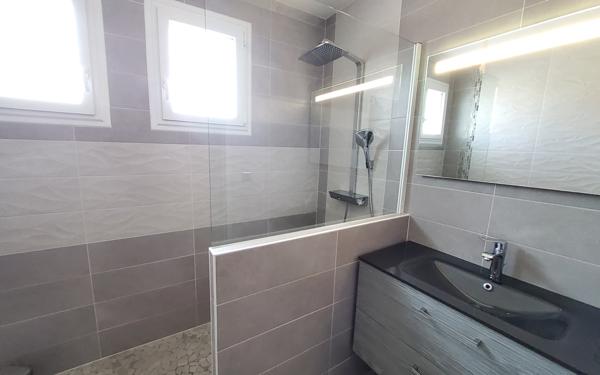 JOLIE MAISON RENOVEE