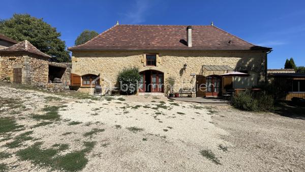 Maison en pierre de 266 m²