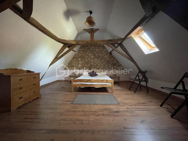 Maison en pierre de 266 m²