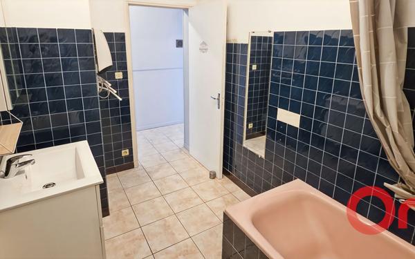 Maison à vendre    3 pièces •  Fussy