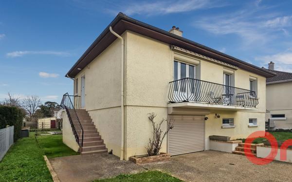 Maison à vendre    3 pièces •  Fussy