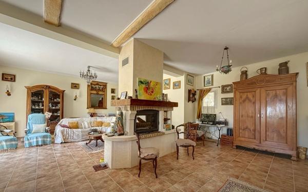 Maison à vendre    4 pièces • 183,63 m2 Cannes