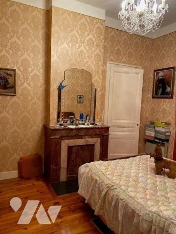 n lot de deux appartements de type T3 de 68.10m² et 83.13m² surfaces Carrez au premier étage d’