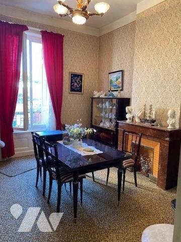 n lot de deux appartements de type T3 de 68.10m² et 83.13m² surfaces Carrez au premier étage d’