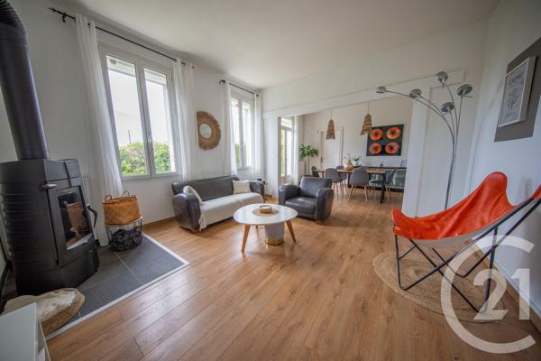 Maison à vendre  5 pièces - 127,24 m 2   ST MEDARD EN JALLES  - 33