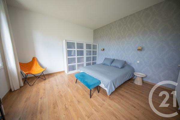 Maison à vendre  5 pièces - 127,24 m 2   ST MEDARD EN JALLES  - 33