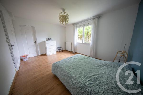 Maison à vendre  5 pièces - 127,24 m 2   ST MEDARD EN JALLES  - 33