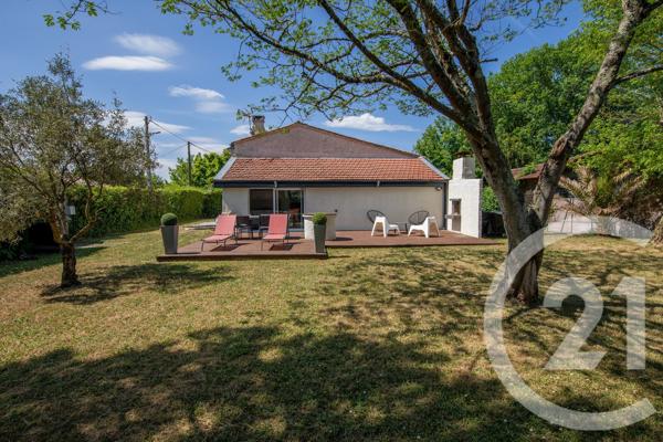 Maison à vendre  5 pièces - 127,24 m 2   ST MEDARD EN JALLES  - 33