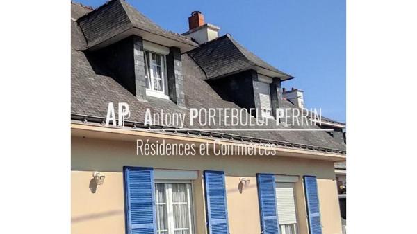 Pas de vis à vis pour cette maison à Locminé proche centre