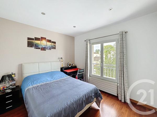 Maison à vendre  6 pièces - 164 m 2   MERIGNAC  - 33