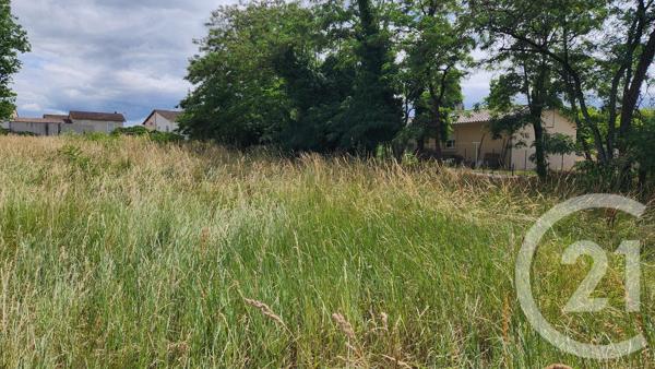 Terrain à vendre  1083 m 2   MONTPON MENESTEROL  - 24