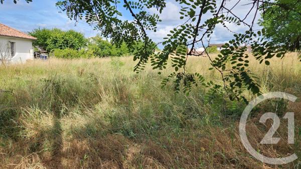 Terrain à vendre  1083 m 2   MONTPON MENESTEROL  - 24