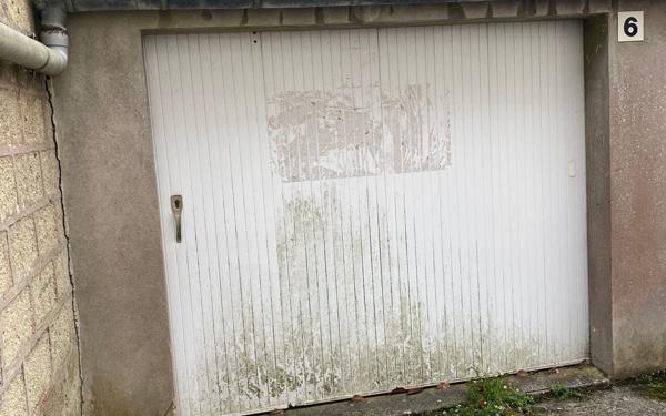 Stationnement à louer    Brest