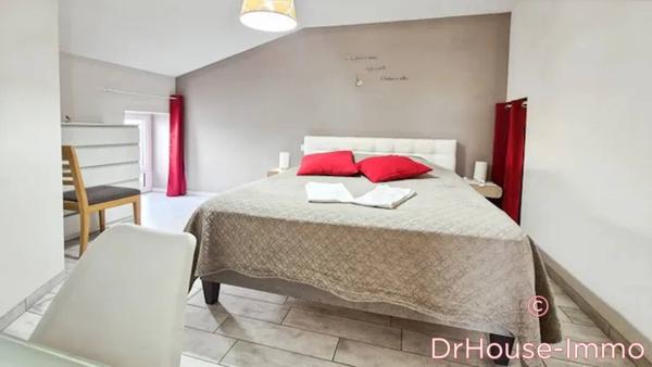 Maison à vendre 8 pièces de 245 m²