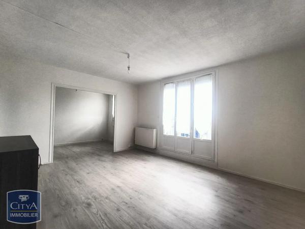Appartement à louer 3 pièces 69.1m² Châteauroux (36000)