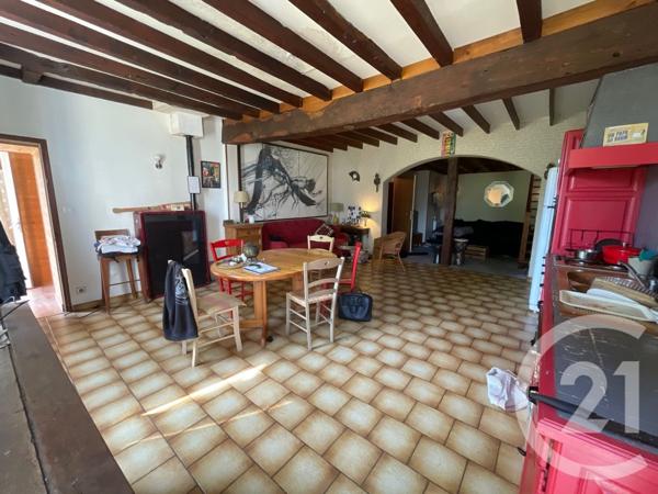 Maison à vendre  5 pièces - 102 m 2   CAMPS SUR L ISLE  - 33