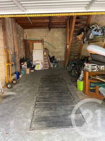Maison à vendre  5 pièces - 102 m 2   CAMPS SUR L ISLE  - 33