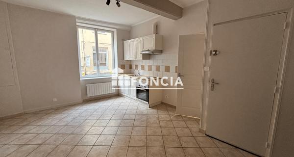 Location Studio 27.73 m² - Neuville-sur-saône 69250