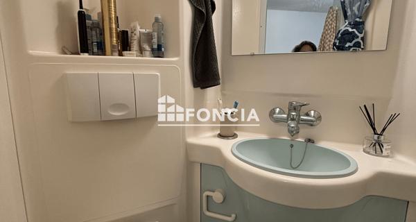 Location Studio meublé 16.21 m² - Lyon 69008