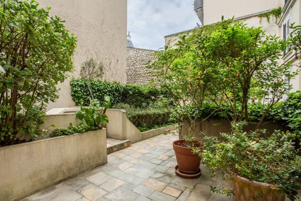 Appartement Paris 17e - DESCOMBES